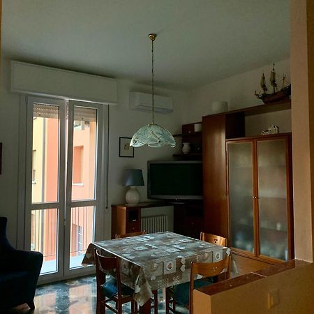 Comfortable Apartament 2 Bedroom Suitable 2-5 Pax Bologna Eksteriør bilde