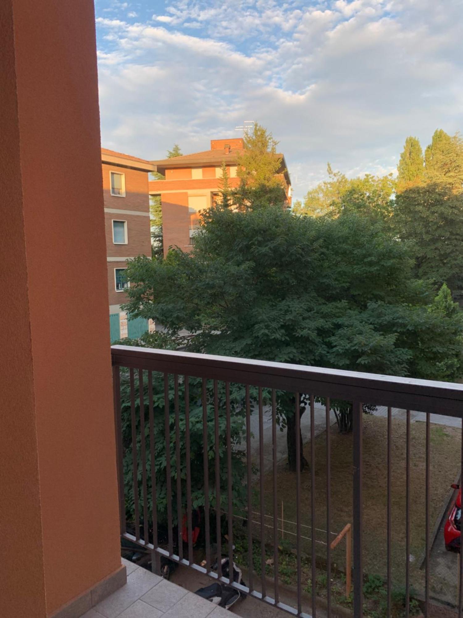 Comfortable Apartament 2 Bedroom Suitable 2-5 Pax Bologna Eksteriør bilde
