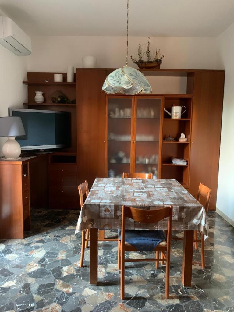 Comfortable Apartament 2 Bedroom Suitable 2-5 Pax Bologna Eksteriør bilde