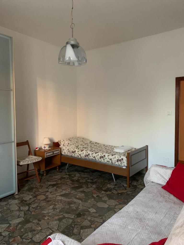 Comfortable Apartament 2 Bedroom Suitable 2-5 Pax Bologna Eksteriør bilde